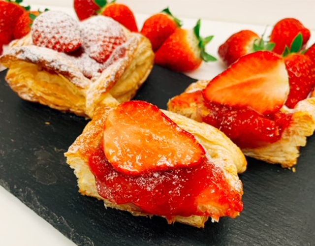 季節限定_春_0004_いちごパイ３